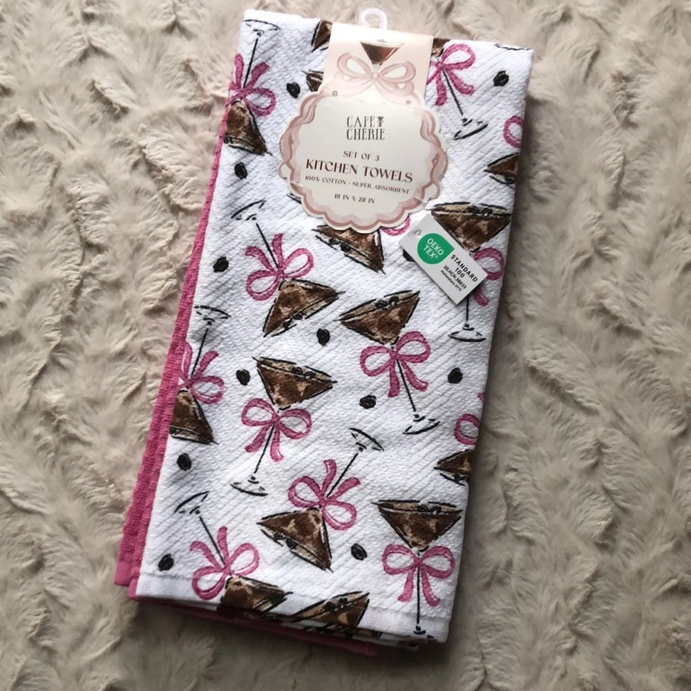 Kitchen Towels with Espresso Martini Glass and Bow Design